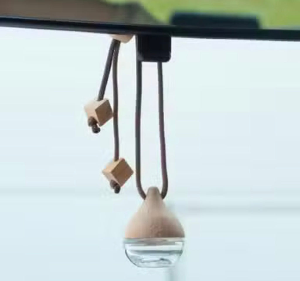 Diffuseur de voiture suspendu